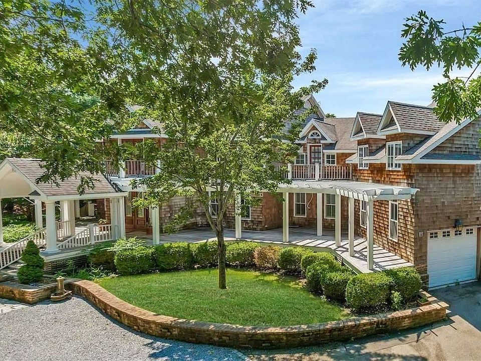 12 Red Creek Circle, Hampton Bays, NY 11946 MLS 3498516 Zillow