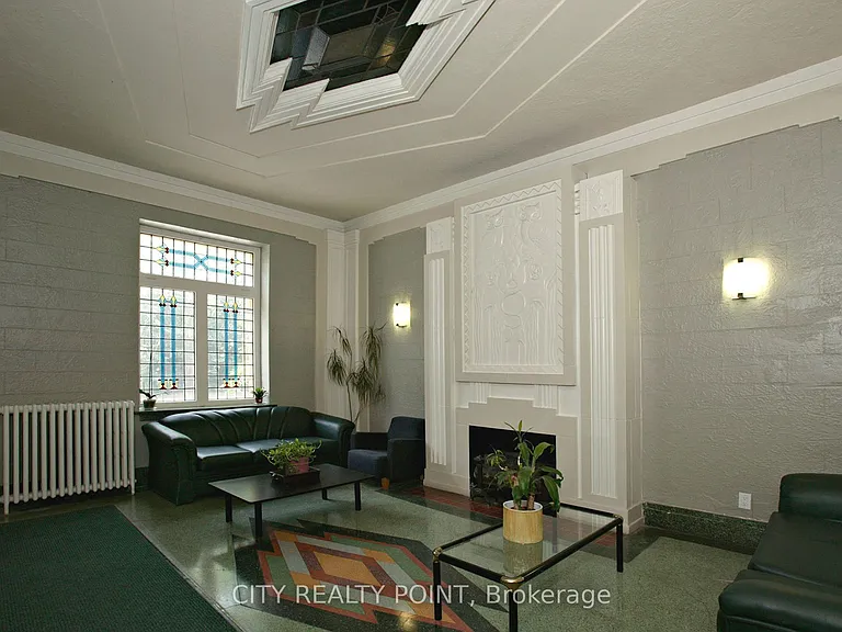 396 Avenue Rd #218 — Photo 15