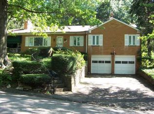 1939 Hampstead Dr, Pittsburgh, PA 15235