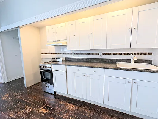 Rented by Manhattan Spaces | media 6