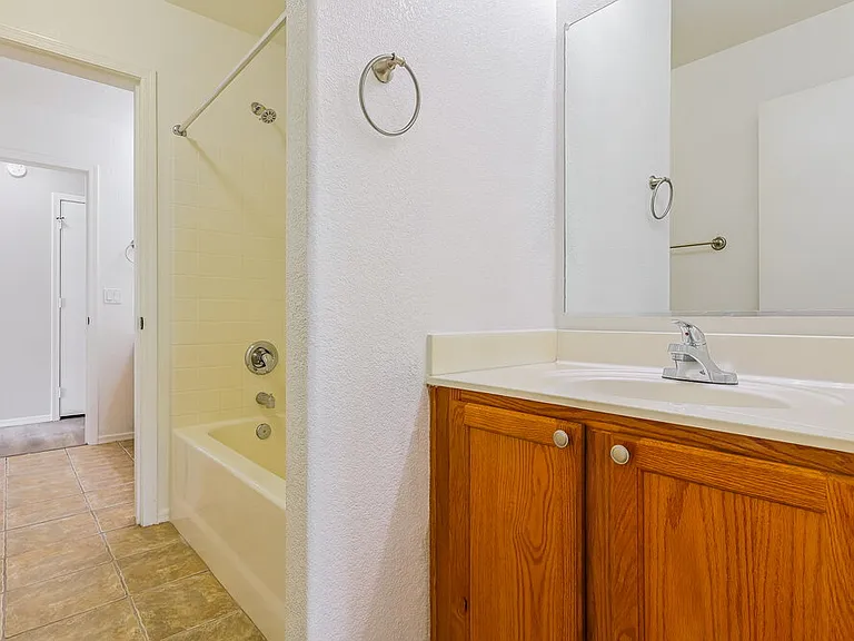 33897 N Wash View Rd — Photo 18