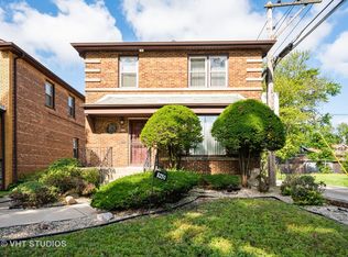 8250 S Crandon Ave, Chicago, IL