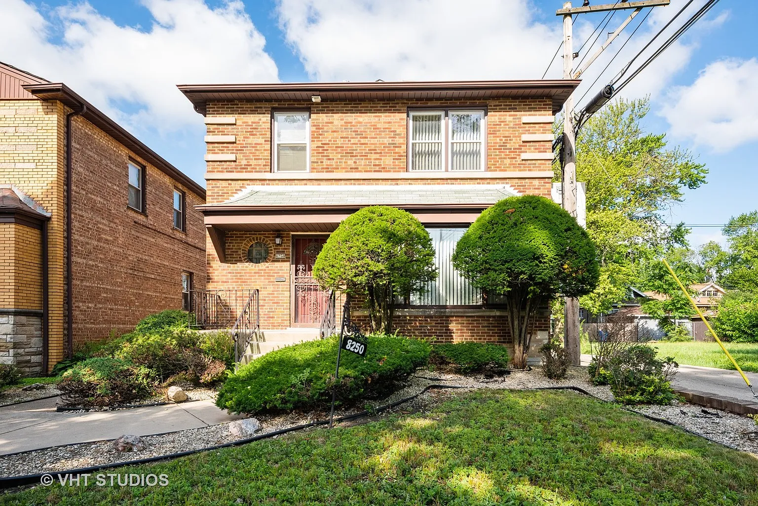 8250 S Crandon Ave photo 1