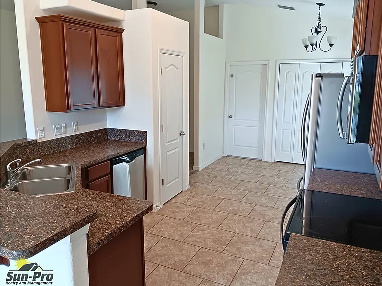 5346 Peach Blossom Blvd — Photo 11
