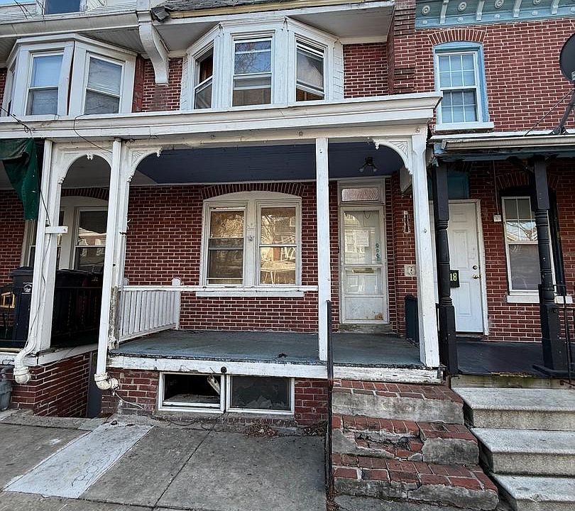 1st image of 220 N Rodney St