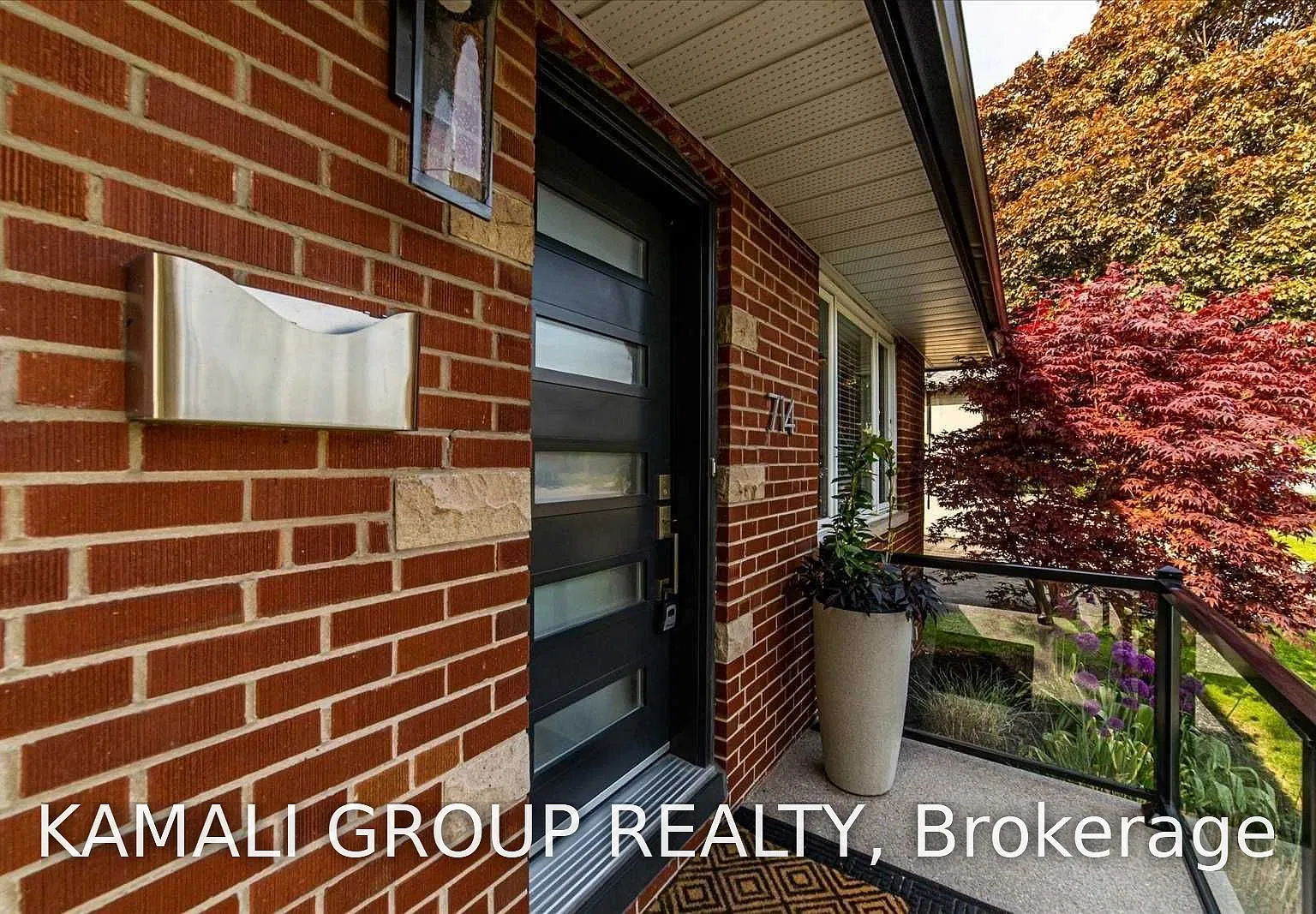 3 bed, $2,700 — Photo 4