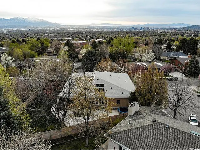 1407 S Chancellor Way — Photo 44