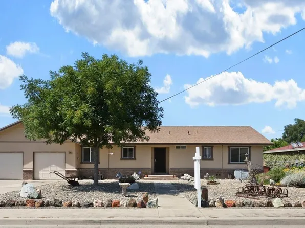 13101 Bentley St, Waterford, CA 95386