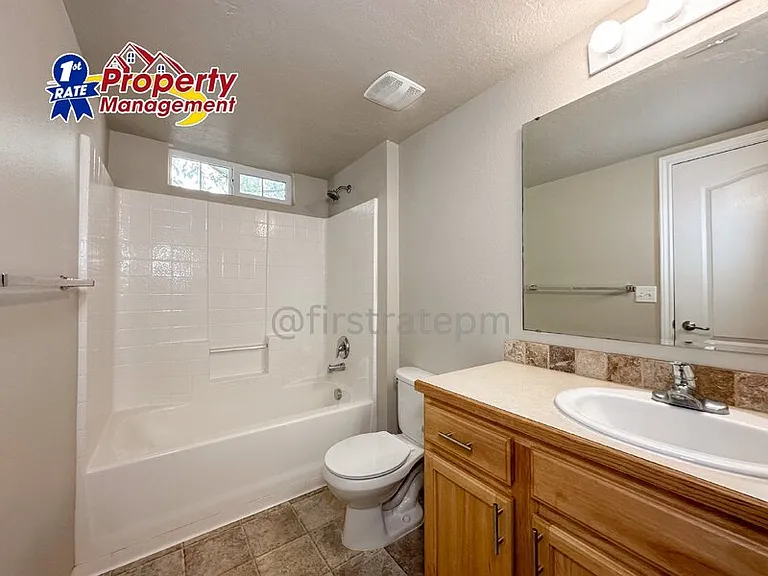 11884 W Cloverbrook Ln #201 — Photo 19