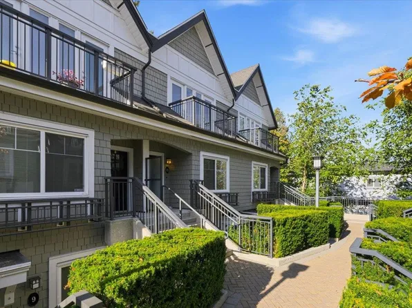 5655 Chaffey Ave #21, Burnaby, BC V5H 2S1