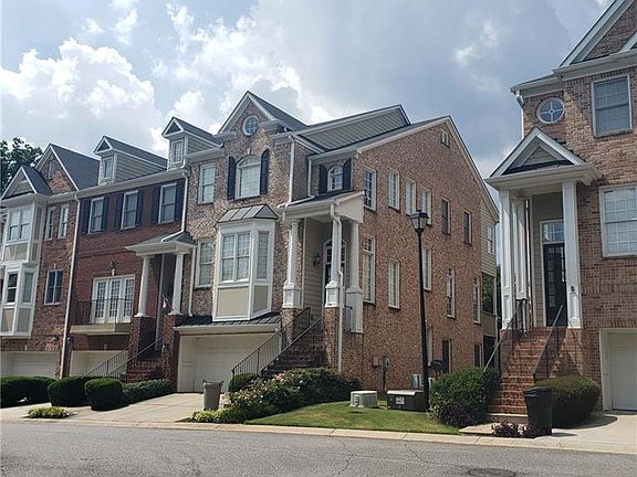 2nd image of 134 McLaren Gates Dr