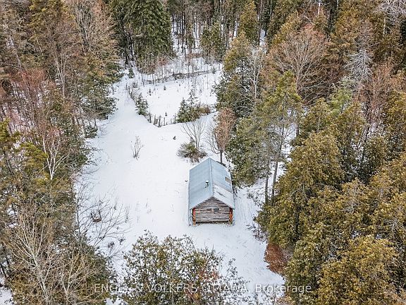 4th image of 2485 Marshwood Rd