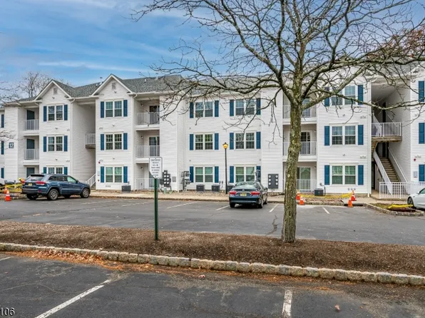 1233 Waterford Dr, Edison Twp., NJ 08817