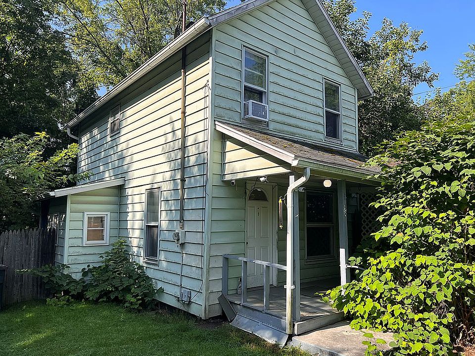 Rear House - 38 Lake street