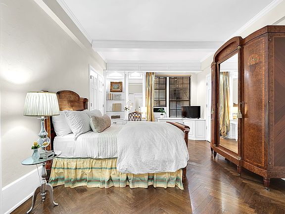 5th image of 410 E 57th St APT 1B