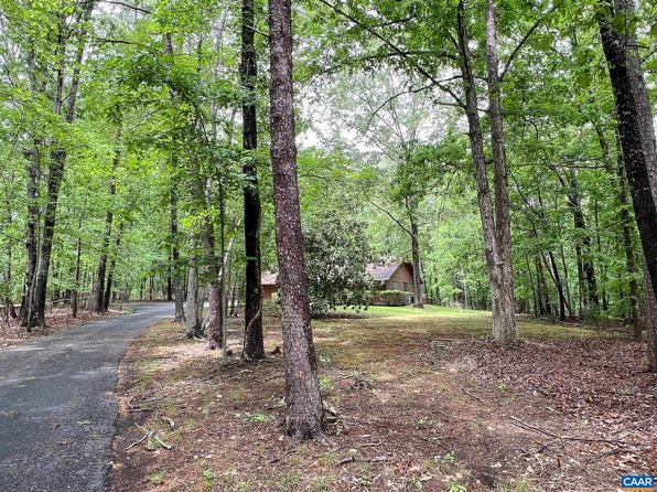 4190 Blue Flint Ln, Earlysville, VA 22936