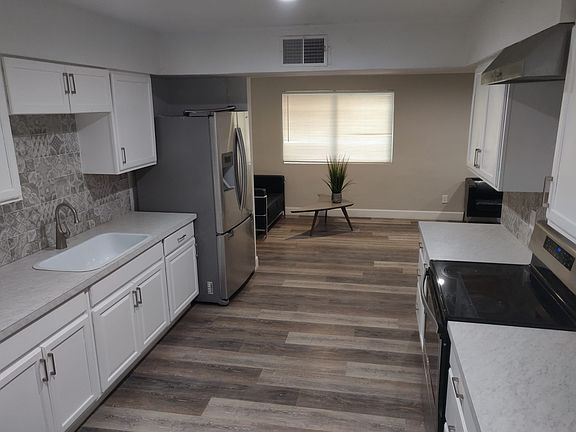 4th image of 4021 N 49th Ave