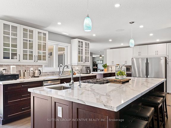 5th image of 1277 Sunnidale Rd