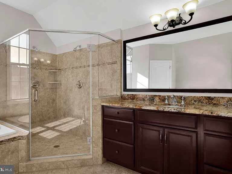 8227 Saint Francis Dr — Photo 13