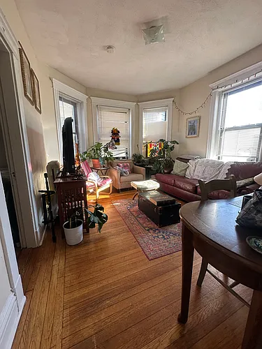 31 Saint Lukes Rd #1 Photo 1