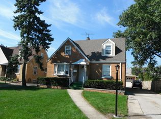 7820 N Neva Ave, Niles, IL 60714
