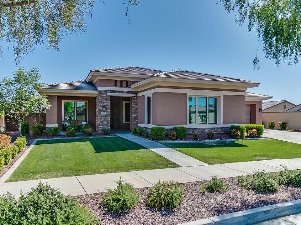 1st image of 20396 W Crescent Dr