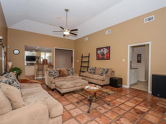 5th image of 11102 Braes Forest Dr