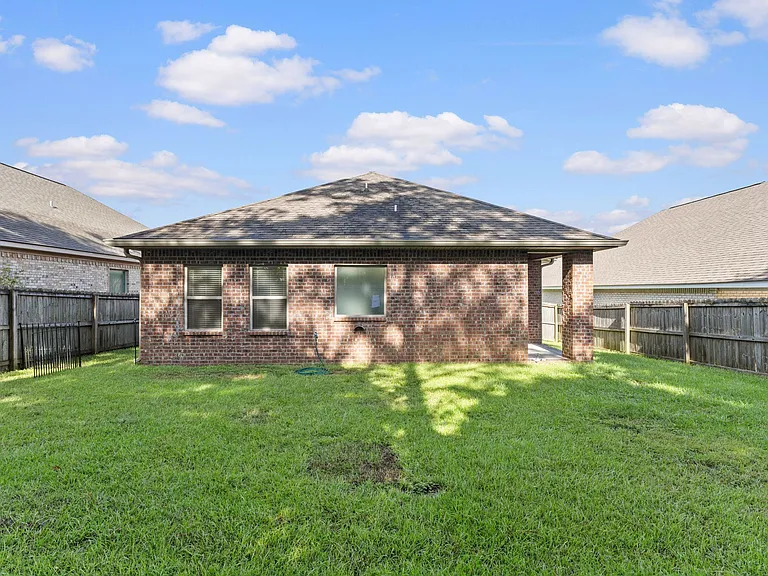 27320 Lashay Dr — Photo 40