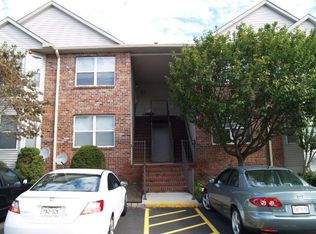 28 Donna Dr, East Hanover, NJ 07936