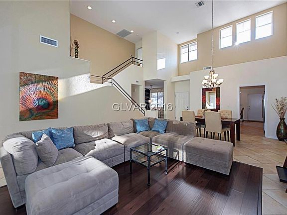 4th image of 8320 Plum Creek Ct