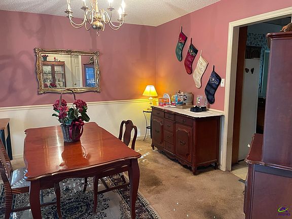 5th image of 100 S Pointe Dr