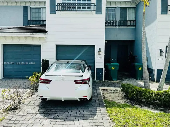 3442 NW 13th St, Fort Lauderdale, FL 33311