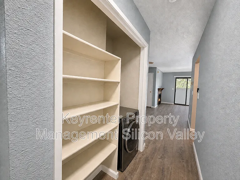 1418 Capurso Way — Photo 11