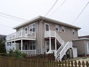1st image of 6 E 10th St