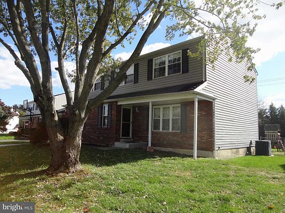 2nd image of 307 De Rose Ct
