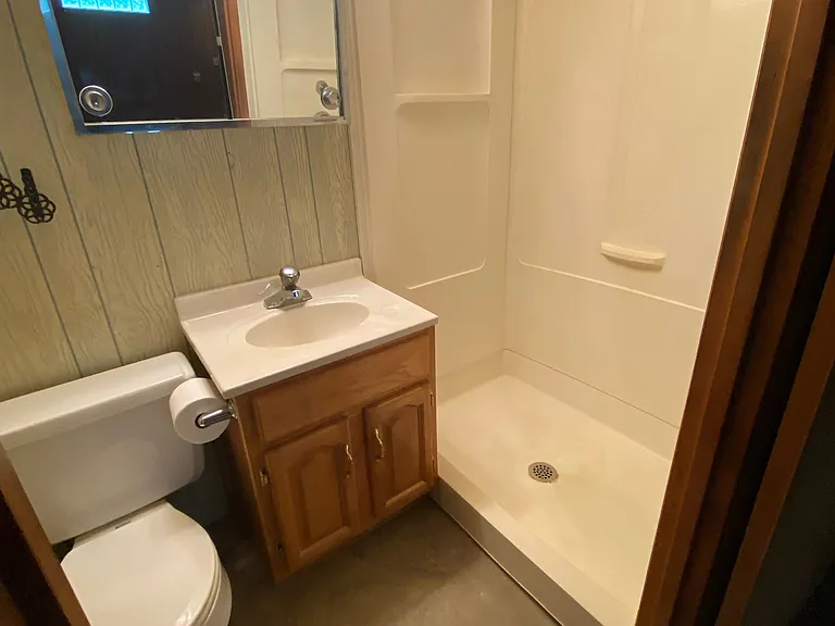 Full bath basement