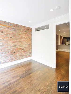 Rented by Bond New York | media 11