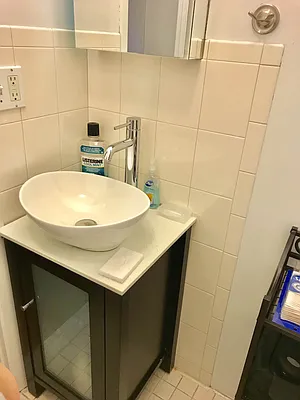 Rented by H F Hewitt Realty | media 64