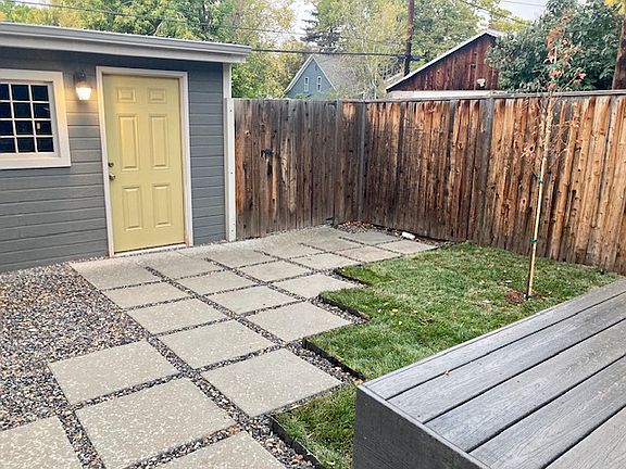 5th image of 1020 S Lincoln St
