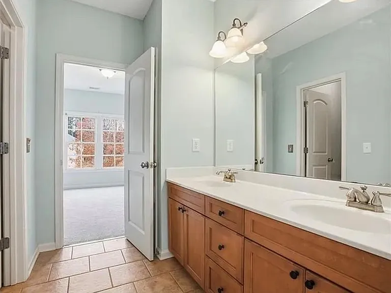 845 Botanica Way S — Photo 23