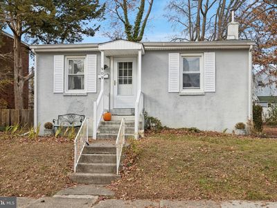 909 Walnut St, Collingdale, PA, 19023