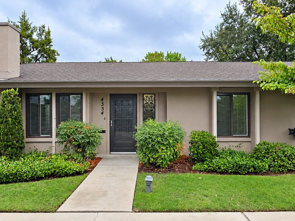 4354 Fair Oaks Blvd
