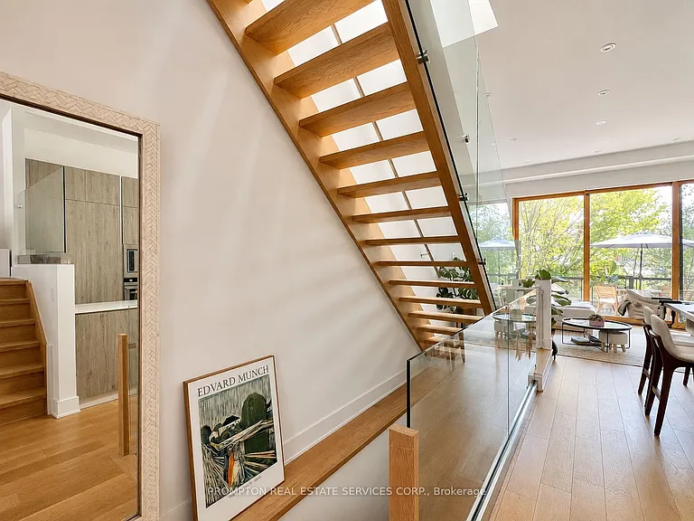 19A Linton Ave — Photo 36