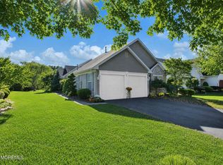 4 Rosewood Court, Lakewood, NJ 08701