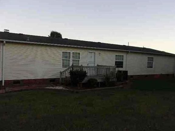 2nd image of 3138 Rickwood Dr