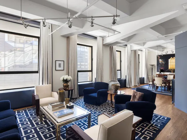 74 Fifth Avenue image 1 of 10