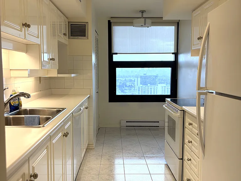 1300 Bloor St #2501 — Photo 11