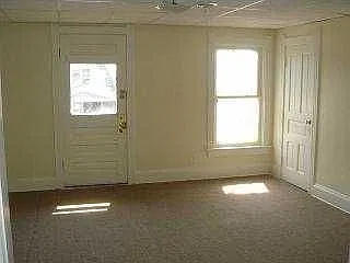 Building Photo 3