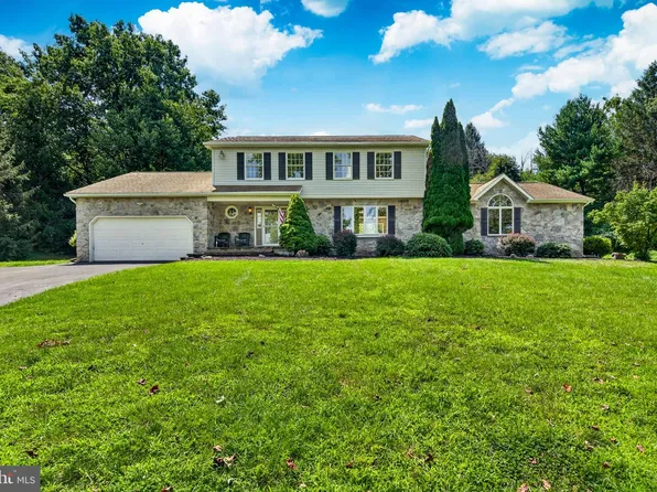 1299 Lone Eagle Rd, Coatesville, PA 19320