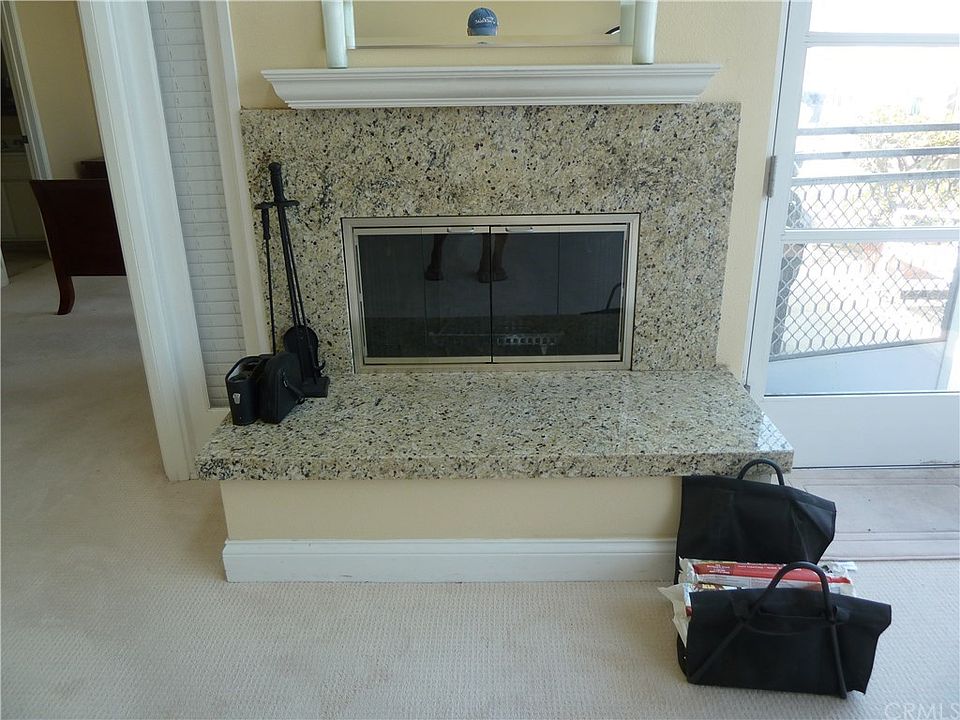 1st image of 250 The Vlg Unit 302